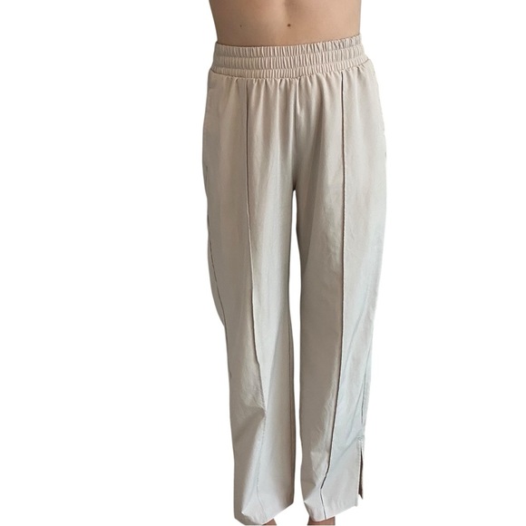 Abercrombie & Fitch Straight Leg Pants Beige Minimalist Wide Leg Size Small - Picture 1 of 8